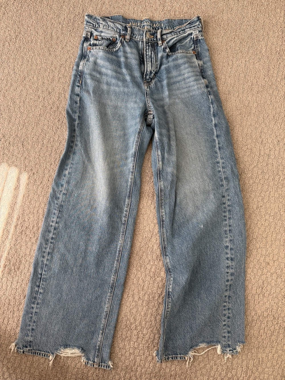 AE womens Medium Wash Dreamy Drape Wide Leg Jeans